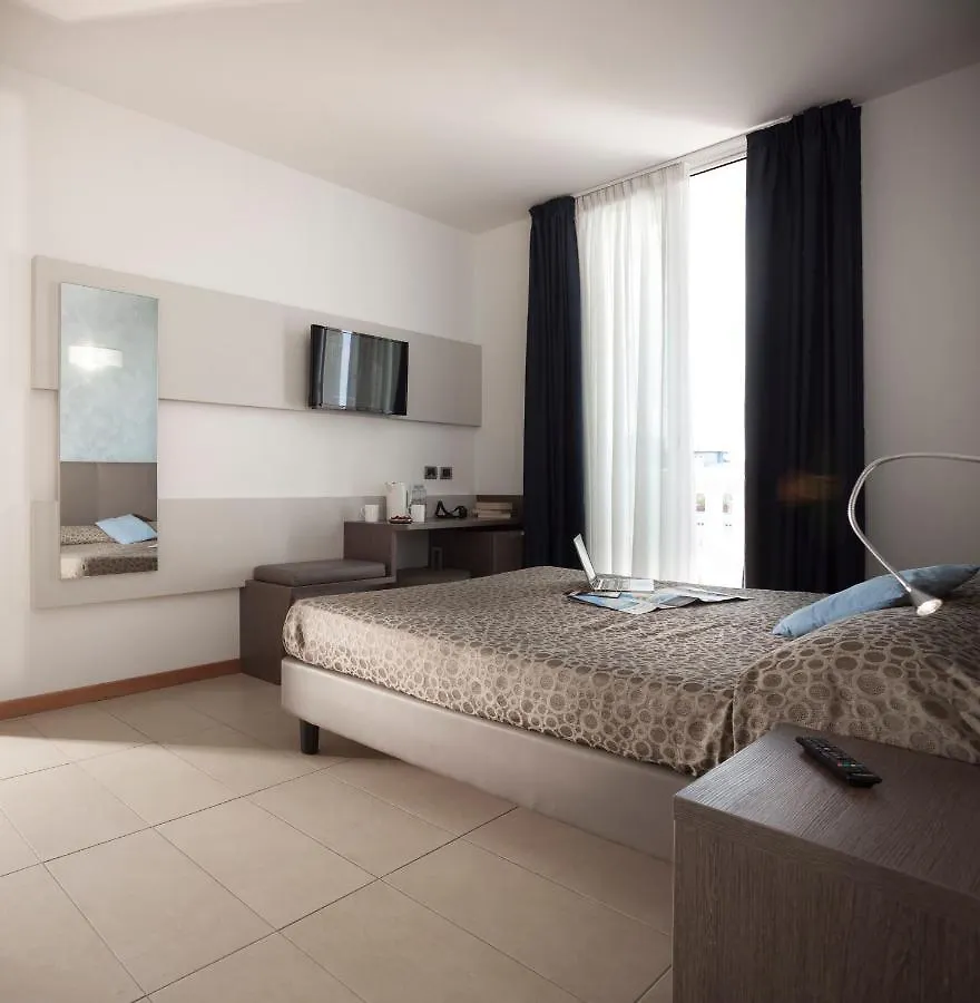 Hotel Tropical Jesolo 3*,  Italie
